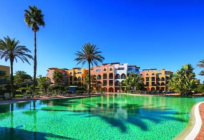 Tropical Garden View - Lagos - Meia Praia Beach